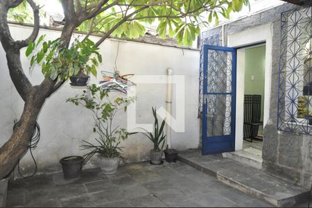 Casa para alugar com 55m², 2 quartos e 1 vagaÁrea Externa