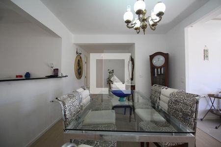 Apartamento para alugar com 126m², 3 quartos e 2 vagas Apartamento para alugar com 126m², 3 quartos e 2 vagasSala de Jantar