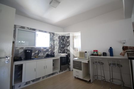 Apartamento para alugar com 126m², 3 quartos e 2 vagas Apartamento para alugar com 126m², 3 quartos e 2 vagasCozinha