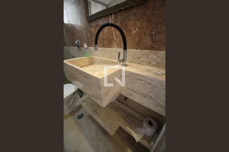 Apartamento para alugar com 126m², 3 quartos e 2 vagas Apartamento para alugar com 126m², 3 quartos e 2 vagasBanheiro da Suíte 2