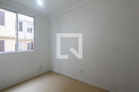 Quarto 1 de apartamento para alugar com 2 quartos, 47m² em Mário Quintana, Porto Alegre