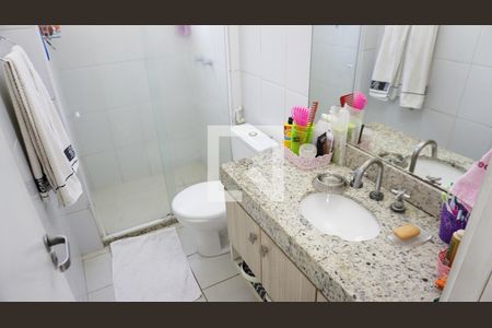 Casa de condomínio à venda com 155m², 4 quartos e 2 vagasbanheiro - Quarto 1 - Suite