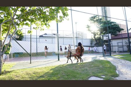 Casa de condomínio à venda com 155m², 4 quartos e 2 vagasÁrea comum - Quadra