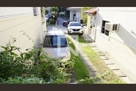 Casa de condomínio à venda com 155m², 4 quartos e 2 vagasEstacionamento / 3 Carros