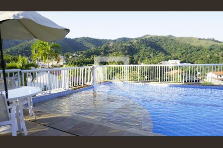 Casa de condomínio à venda com 155m², 4 quartos e 2 vagasÁrea comum - Piscina