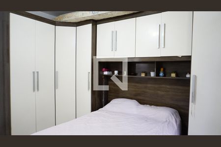 Casa de condomínio à venda com 155m², 4 quartos e 2 vagasQuarto 1 - Suite