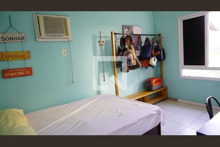 Casa de condomínio à venda com 155m², 4 quartos e 2 vagasQuarto 4