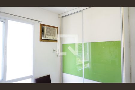 Casa de condomínio à venda com 155m², 4 quartos e 2 vagasQuarto 2 - Escritório