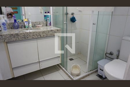 Casa de condomínio à venda com 155m², 4 quartos e 2 vagasBanheiro Social