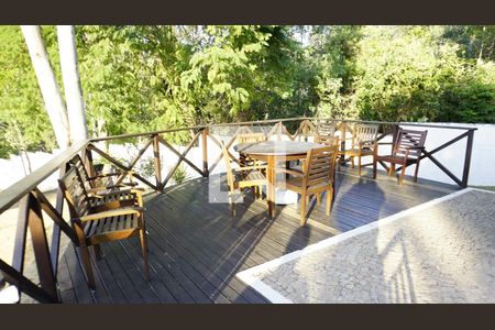 Casa de condomínio à venda com 155m², 4 quartos e 2 vagasÁrea comum - Churrasqueira