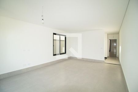 Casa à venda com 230m², 3 quartos e 4 vagasSala