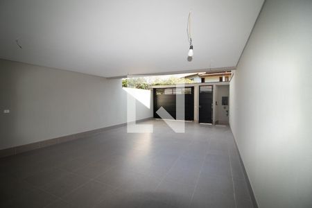 Casa à venda com 230m², 3 quartos e 4 vagasGaragem