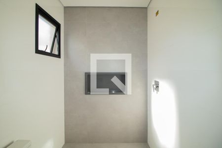 Casa à venda com 230m², 3 quartos e 4 vagasBanheiro da Suíte 1