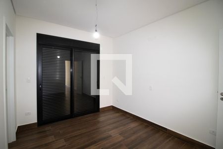 Casa à venda com 230m², 3 quartos e 4 vagasQuarto 2