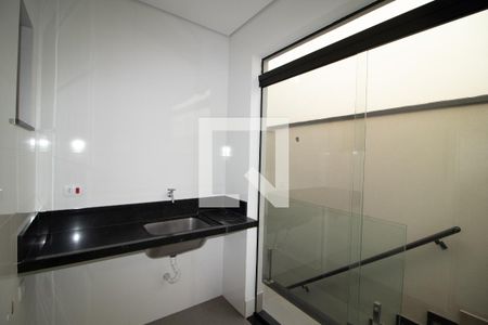 Casa à venda com 230m², 3 quartos e 4 vagasÁrea de Serviço