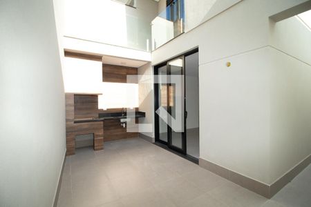 Casa à venda com 230m², 3 quartos e 4 vagasChurrasqueira