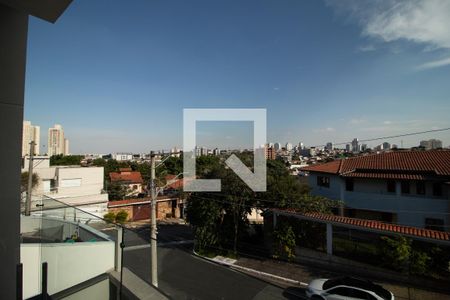 Casa à venda com 230m², 3 quartos e 4 vagasVaranda 2