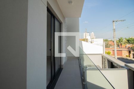 Varanda 1 de casa à venda com 3 quartos, 230m² em Jardim Guapira, São Paulo