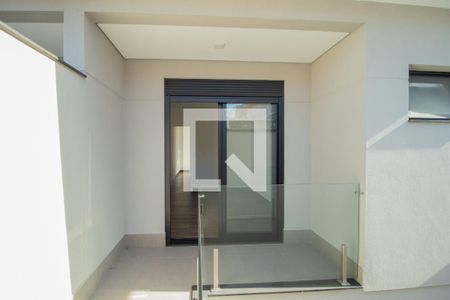 Casa à venda com 230m², 3 quartos e 4 vagasVaranda 3