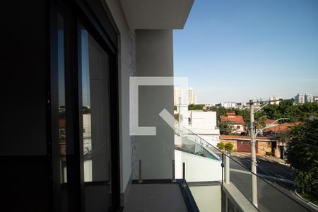 Casa à venda com 230m², 3 quartos e 4 vagasVaranda 2