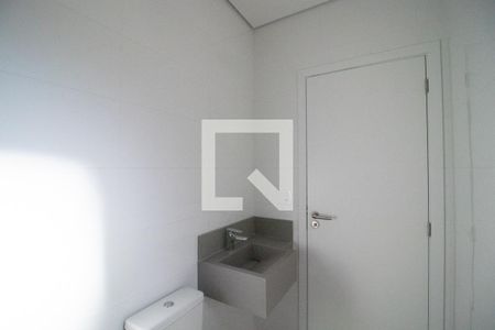 Casa à venda com 230m², 3 quartos e 4 vagasBanheiro da Suíte 3