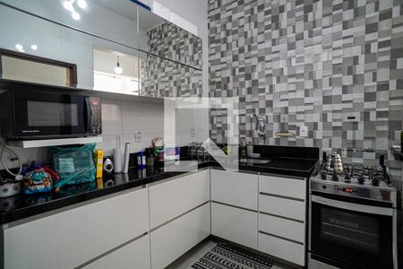 Apartamento para alugar com 77m², 2 quartos e sem vaga Apartamento para alugar com 77m², 2 quartos e sem vagaCozinha