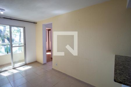 Sala de apartamento para alugar com 2 quartos, 42m² em Vila Curuçá, São Paulo