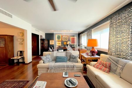 Sala de apartamento à venda com 3 quartos, 238m² em Bom Fim, Porto Alegre