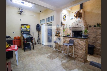 Casa à venda com 130m², 3 quartos e 2 vagasQuintal