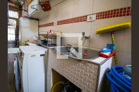 Casa à venda com 130m², 3 quartos e 2 vagasÁrea de Serviço