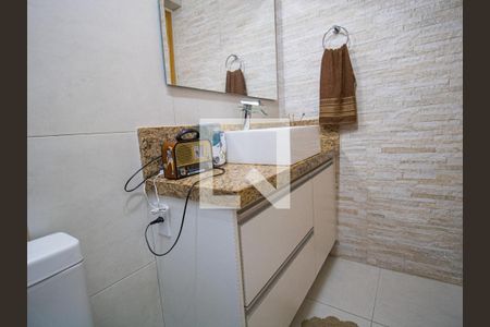 Casa à venda com 130m², 3 quartos e 2 vagasBanheiro da Suíte