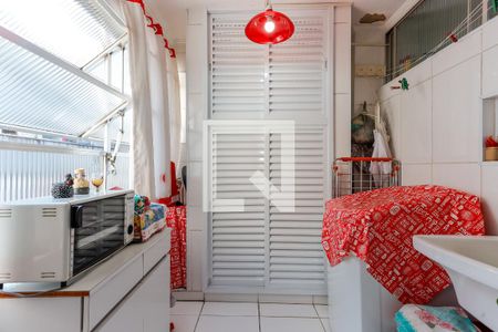 Apartamento à venda com 95m², 3 quartos e 1 vagaÁrea de Serviço
