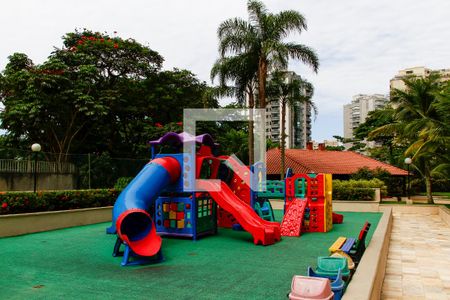 Apartamento para alugar com 101m², 2 quartos e 1 vagaÁrea comum - Playground