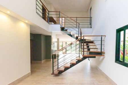 Sala de casa de condomínio à venda com 3 quartos, 250m² em Swiss Park, Campinas