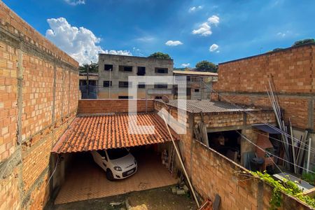 Vista de casa à venda com 3 quartos, 190m² em Dom Bosco, Betim
