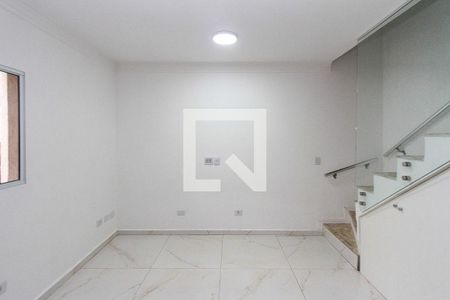 Sala de casa de condomínio à venda com 2 quartos, 150m² em Vila Ema, São Paulo