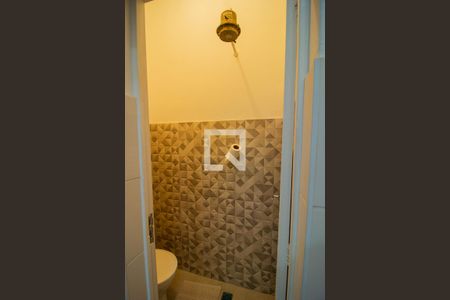 Apartamento para alugar com 78m², 2 quartos e sem vaga Apartamento para alugar com 78m², 2 quartos e sem vagaBanheiro de serviço