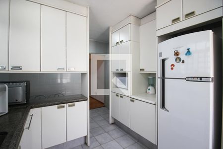 Casa à venda com 180m², 3 quartos e 3 vagasCozinha