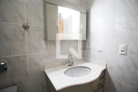 Casa à venda com 180m², 3 quartos e 3 vagasBanheiro da Suíte