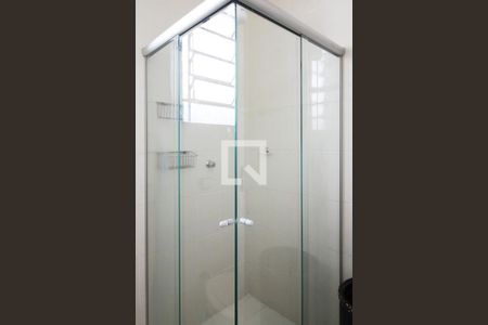 Casa à venda com 180m², 3 quartos e 3 vagasBanheiro Social 