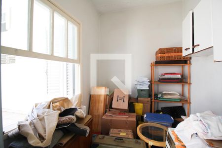 Casa à venda com 180m², 3 quartos e 3 vagasQuarto de Serviço