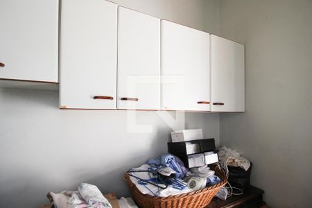 Casa à venda com 180m², 3 quartos e 3 vagasQuarto de Serviço