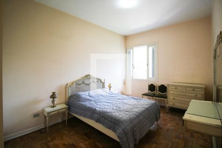 Casa à venda com 180m², 3 quartos e 3 vagasSuíte