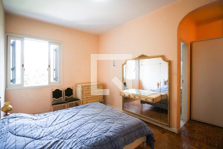 Casa à venda com 180m², 3 quartos e 3 vagasSuíte