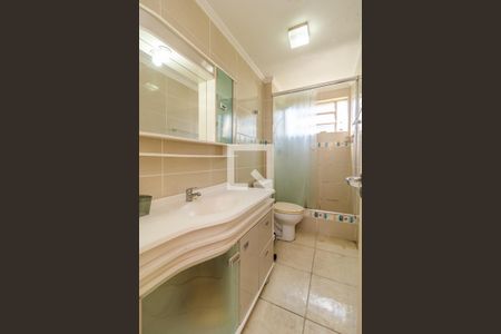 Banheiro de apartamento para alugar com 1 quarto, 64m² em Jardim Botânico, Porto Alegre