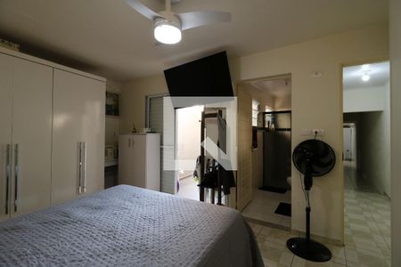 Suíte 1 de casa à venda com 3 quartos, 162m² em Vila Scarpelli, Santo André