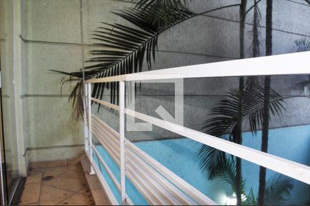 Sacada da Sala de casa à venda com 3 quartos, 228m² em Água Fria, São Paulo