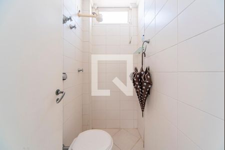 Apartamento à venda com 158m², 3 quartos e 2 vagas Apartamento à venda com 158m², 3 quartos e 2 vagasBanheiro de serviço