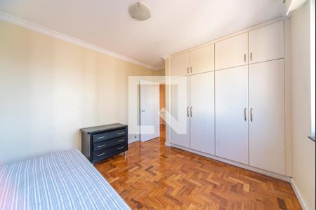 Apartamento à venda com 158m², 3 quartos e 2 vagas Apartamento à venda com 158m², 3 quartos e 2 vagasQuarto 1