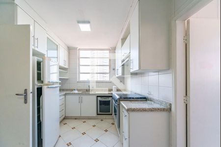 Apartamento à venda com 158m², 3 quartos e 2 vagas Apartamento à venda com 158m², 3 quartos e 2 vagasCozinha